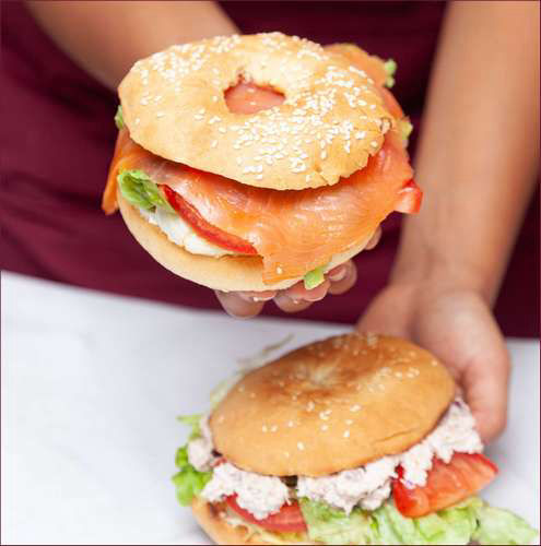 Boulangerie patisserie traiteur tholoniat paris l'équipe au travail